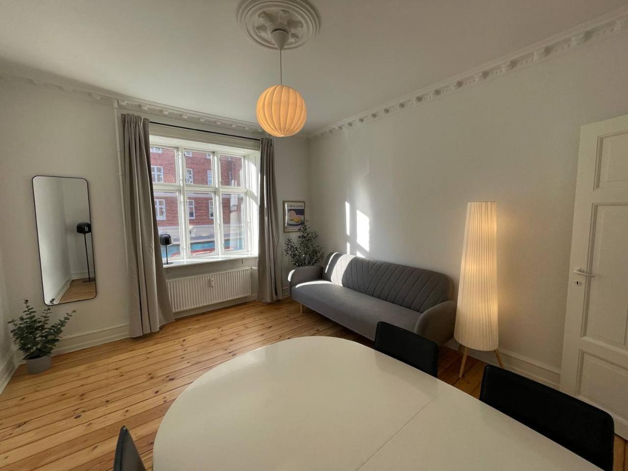 Apartment L - Gammel Jerne 19 1 *